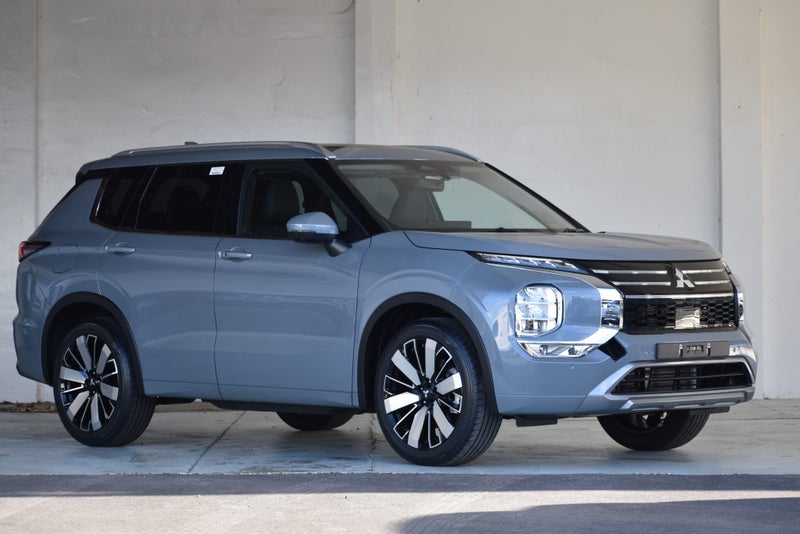 2026 Mitsubishi Outlander VRX 2WD 8Sp Auto New...