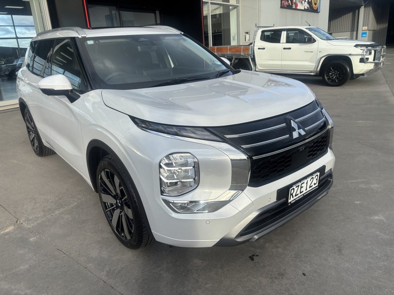2026 Mitsubishi Outlander VRX 4WD