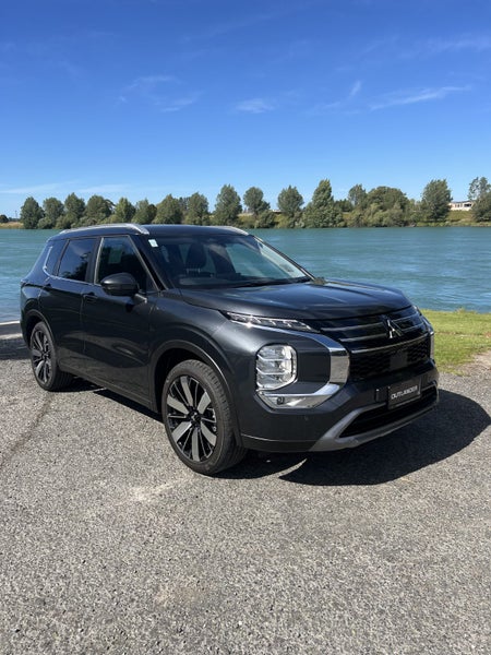 2026 Mitsubishi Outlander XLS