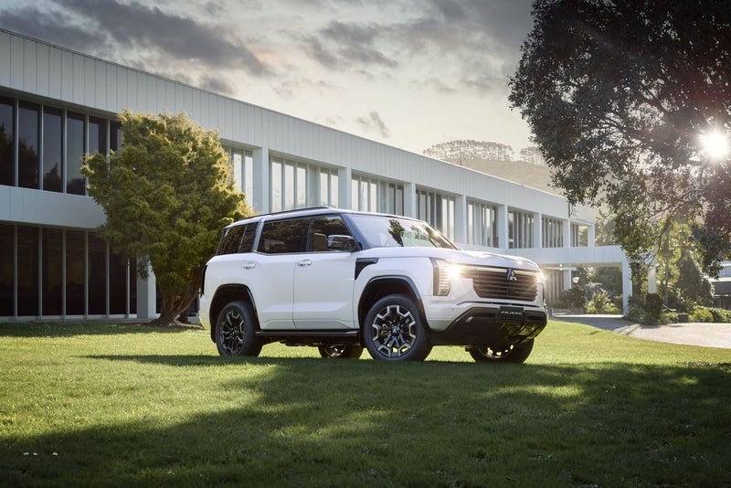 2026 Mitsubishi Pajero Exceed 4WD