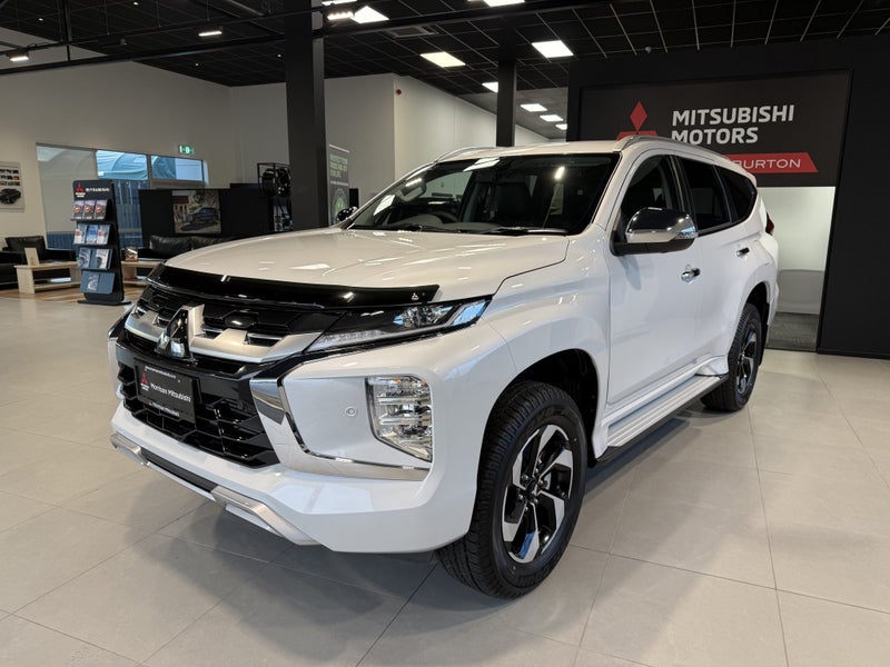 2026 Mitsubishi Pajero Sport 2.4D VRX 4WD 8AT
