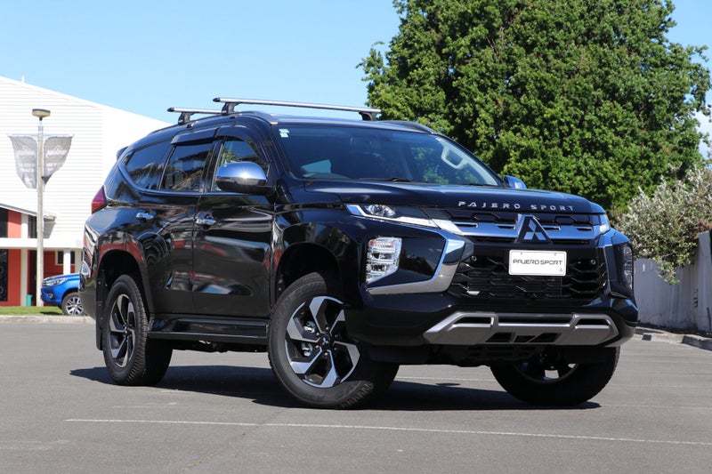 2026 Mitsubishi Pajero Sport VRX 4WD