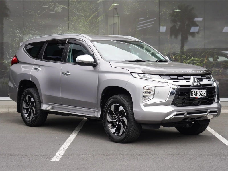 2026 Mitsubishi Pajero Sport VRX 4x4 auto
