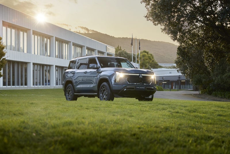 2026 Mitsubishi Pajero VRX