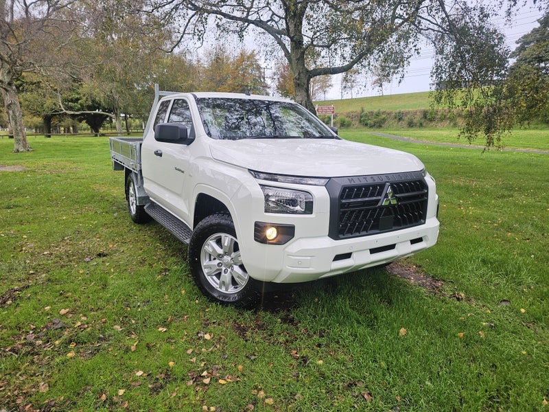 2026 Mitsubishi Triton CC C GLX 4WD 6AT 2.4