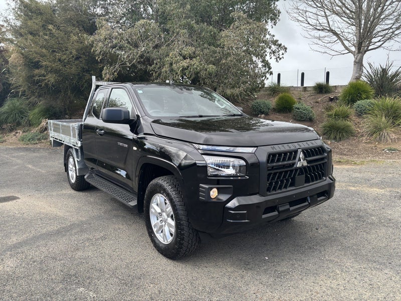 2026 Mitsubishi Triton CC CHASSIS GLX 4WD 6AT 2...