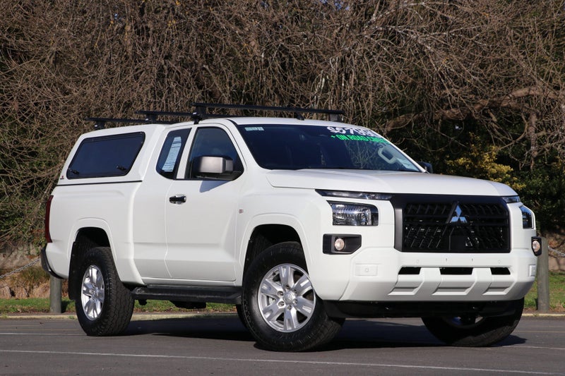 2026 Mitsubishi Triton Club Cab GLX 4WD 6AT 2.4DT