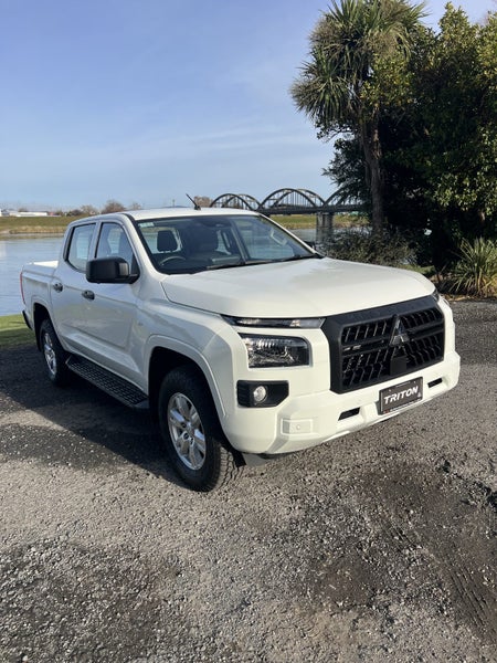 2026 Mitsubishi Triton DC GLX 2WD 6AT