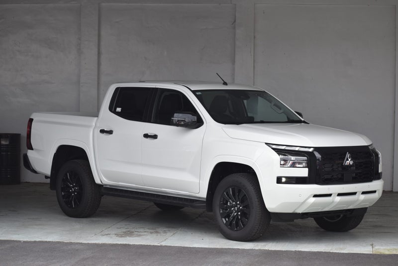 2026 Mitsubishi Triton Dc GlX-R 4WD 6At