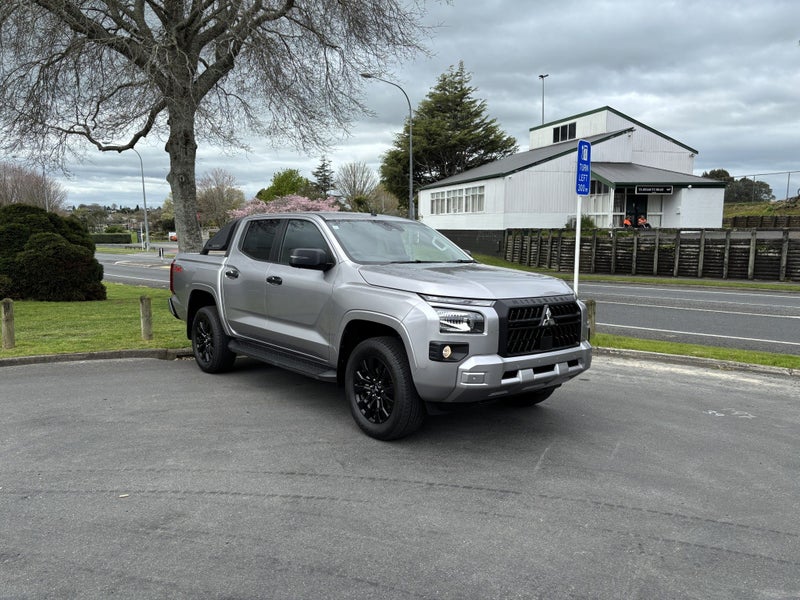 2026 Mitsubishi Triton DC GLX SPORT 4WD 6AT AUT...
