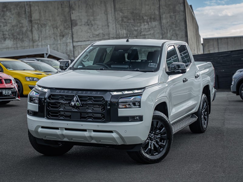 2026 Mitsubishi Triton Dc Glxr 4Wd 6At 2.4D