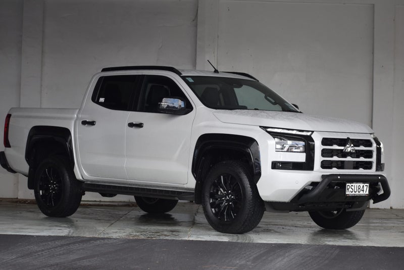 2026 Mitsubishi Triton Dc VRX 4WD 6At