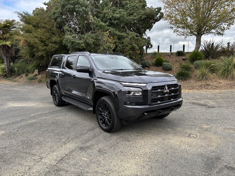 2026 Mitsubishi Triton DC VRX 4WD 6AT 2.4DT AUT...