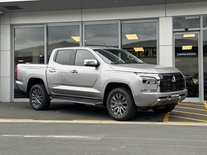 2026 Mitsubishi Triton DC WS 2.4D GLXR 4WD 6AT...