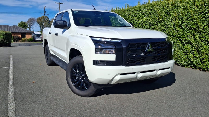 2026 Mitsubishi Triton DC WS 2.4D GLXR 4WD 6AT