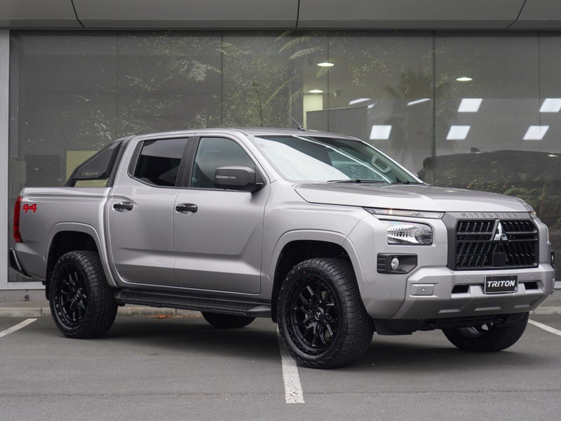 2026 Mitsubishi Triton DC WS 2.4D GLXS 4WD 6AT