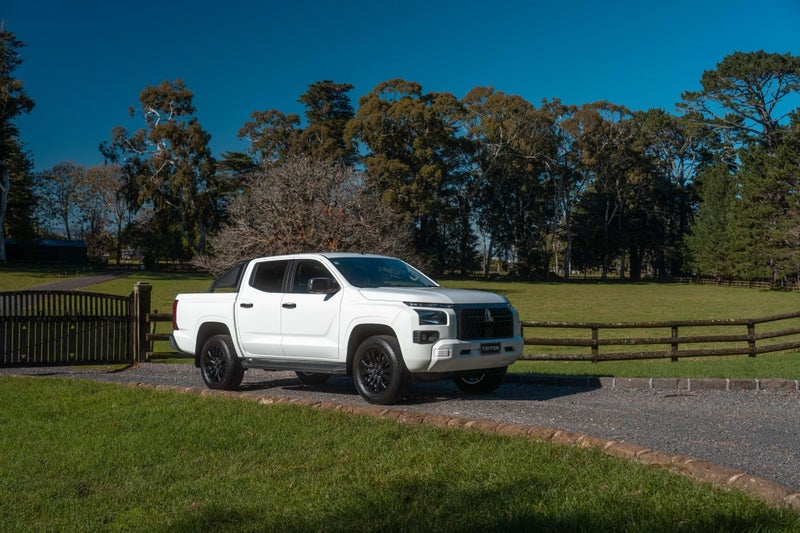 2026 Mitsubishi Triton DC WS 2.4D GLXS 4WD 6AT