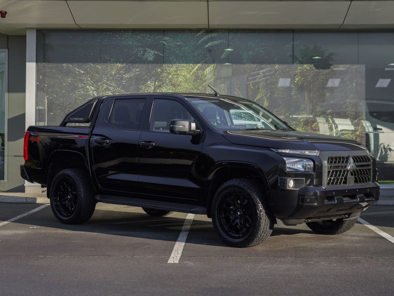 2026 Mitsubishi Triton DC WS 2.4D GLXS 4WD 6AT
