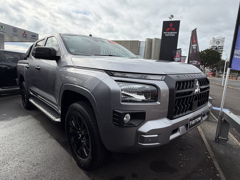 2026 Mitsubishi Triton DC WS 2.4D GLXS 4WD 6AT