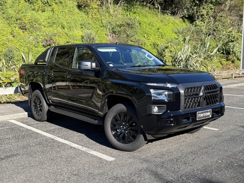 2026 Mitsubishi Triton DC WS 2.4D GLXS 4WD 6AT