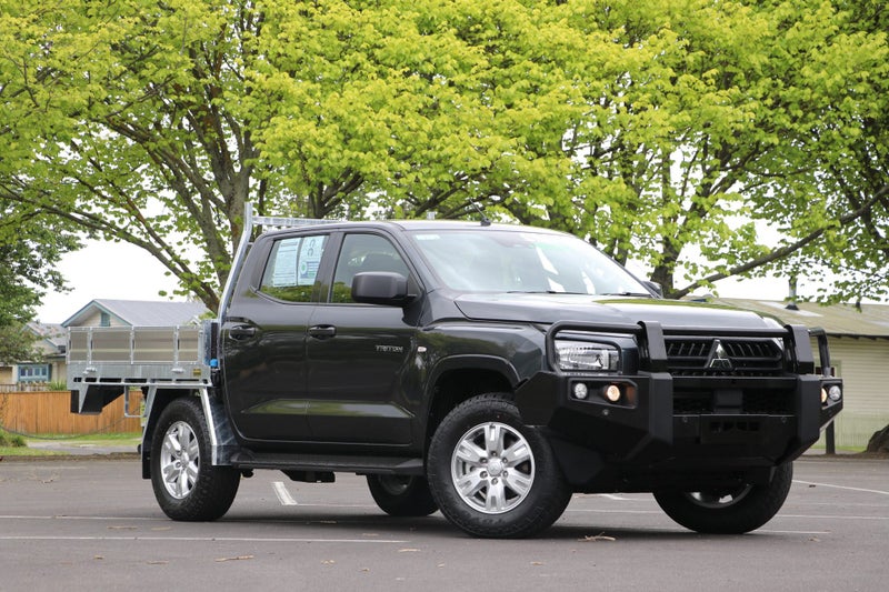 2026 Mitsubishi Triton GLX 4WD AUTO FLAT DECK