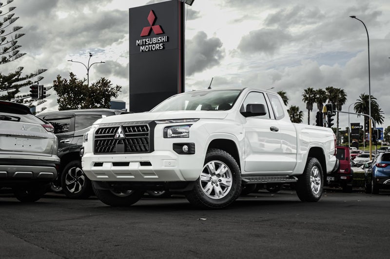 2026 Mitsubishi Triton GLX 4WD CC WS