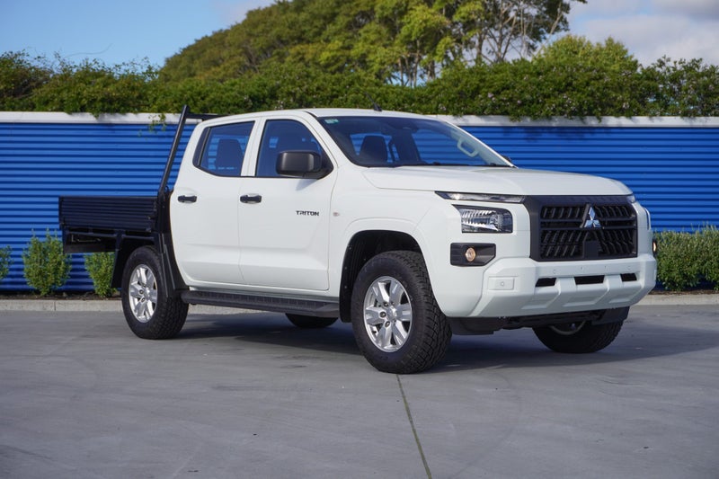 2026 Mitsubishi Triton GLX Crewcab Flat deck 4x...