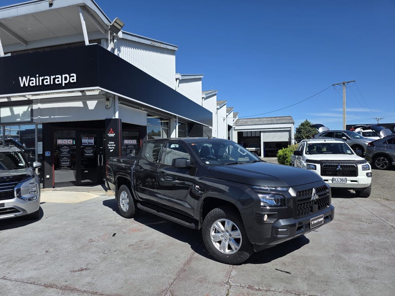 2026 Mitsubishi Triton GLX D/Cab 4x4