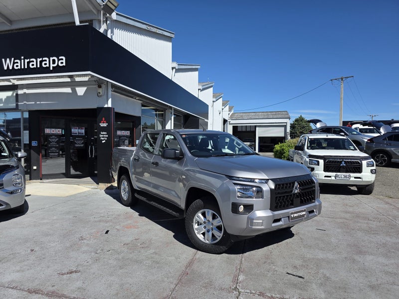 2026 Mitsubishi Triton GLX D/Cab 4x4