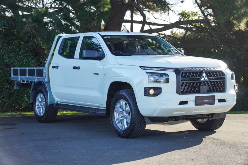 2026 Mitsubishi Triton GLX DC Flat deck 4x4 auto