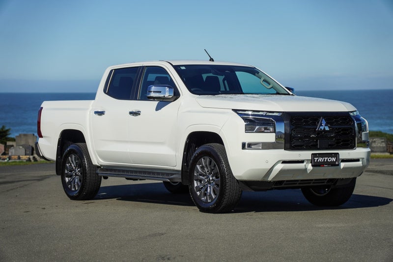 2026 Mitsubishi Triton GLX-R 4x4 auto