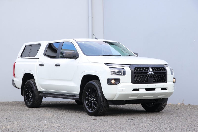 2026 Mitsubishi Triton GLX SPORT 4WD 6At ( GLXS )