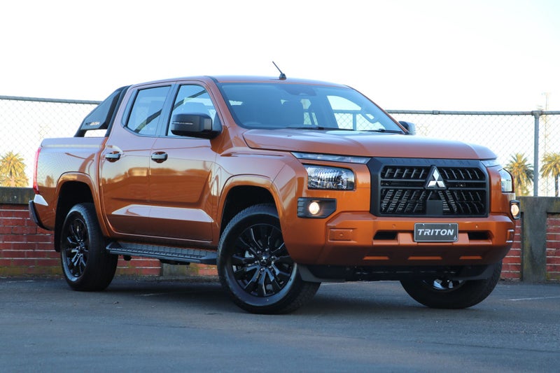 2026 Mitsubishi Triton GLX SPORT 4WD AUTO