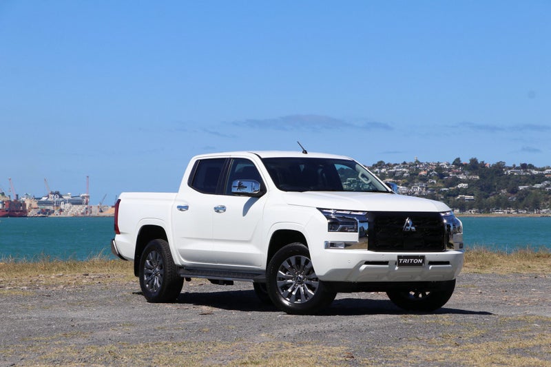 2026 Mitsubishi Triton GLXR 4WD AUTO