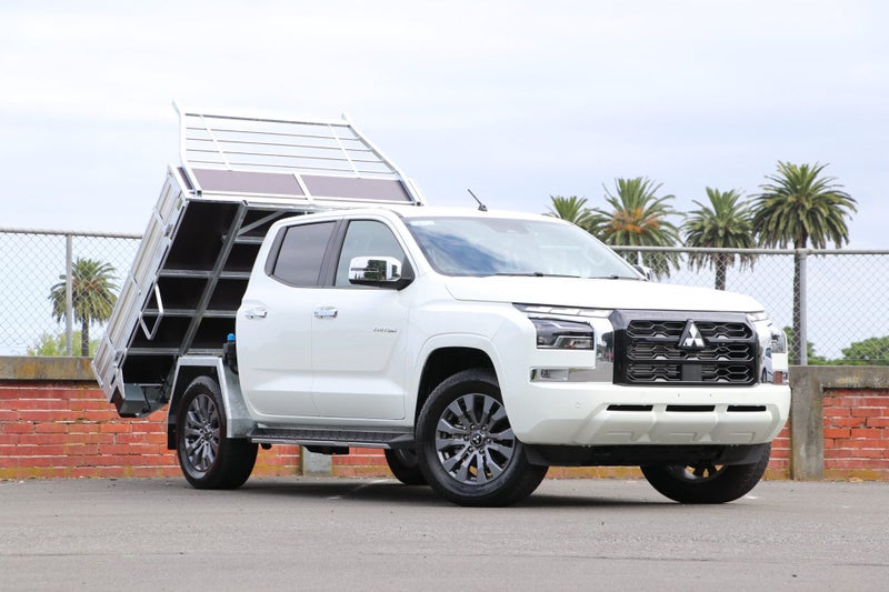 2026 Mitsubishi Triton GLXR 4WD AUTO