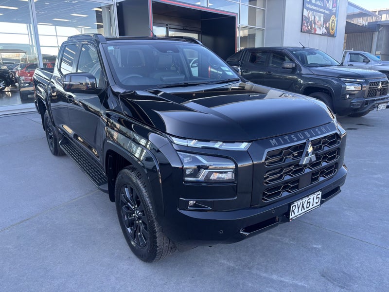 2026 Mitsubishi Triton VRX 2WD