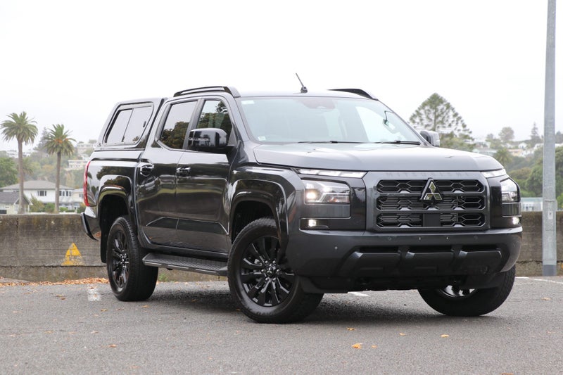 2026 Mitsubishi Triton VRX 2WD Auto