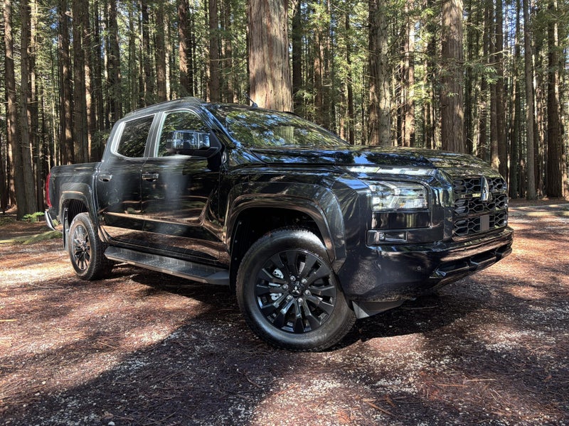 2026 Mitsubishi Triton VRX 4WD