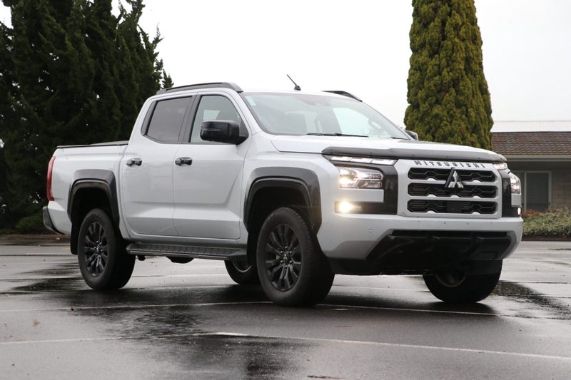 2026 Mitsubishi Triton VRX 4WD Auto