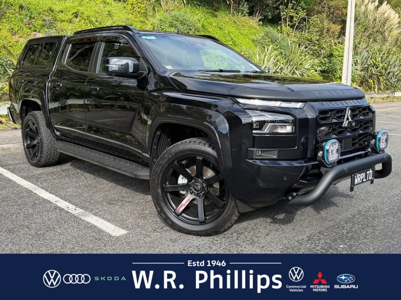 2026 Mitsubishi Triton VRX 4WD Automatic