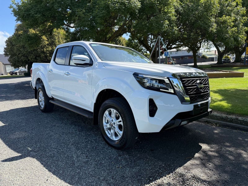 2026 Nissan Navara ST 4WD 2.3 Double Cab 7Auto