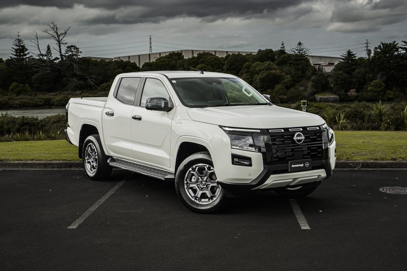 2026 Nissan Navara ST-X 2.4D/4Wd/6At - 10-Year...