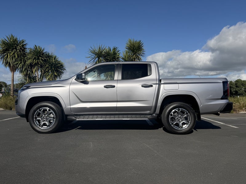 2026 Nissan Navara St-X 2.4D/4WD/6At