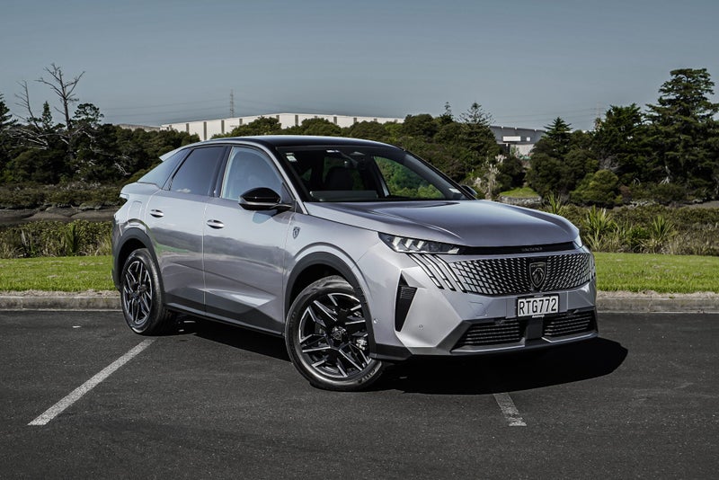 2026 Peugeot 3008 Gt 1.2Pmht/6At - Demo Unit
