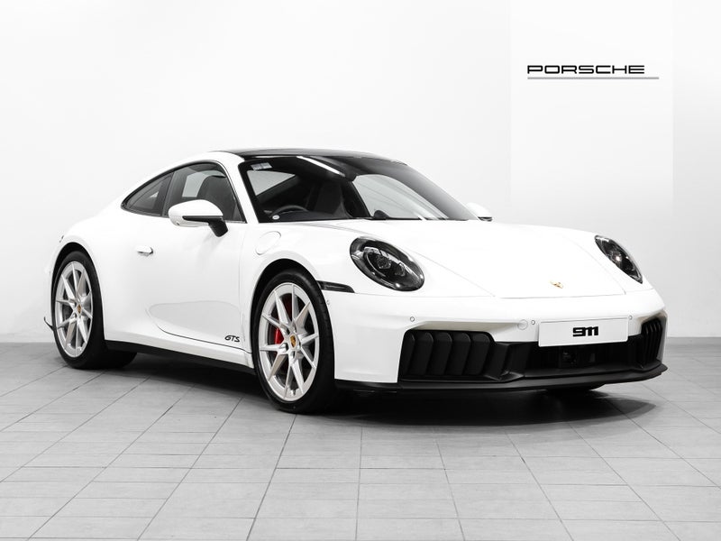 2026 Porsche 911 Carrera 4 GTS 3.6 Flat Six