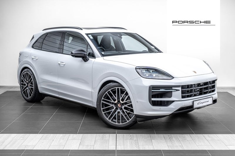 2026 Porsche Cayenne BLACK EDITION