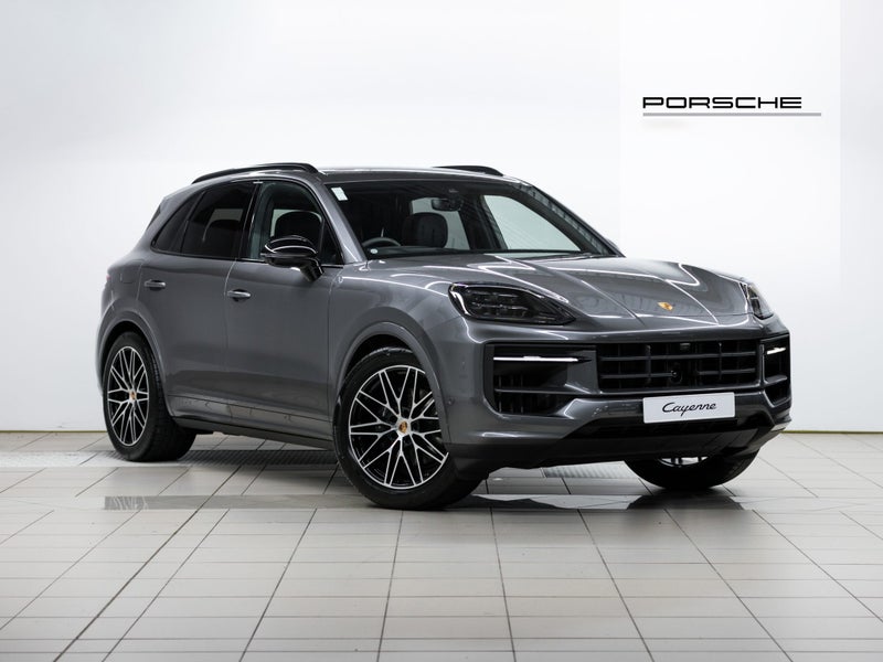 2026 Porsche Cayenne Black Edition
