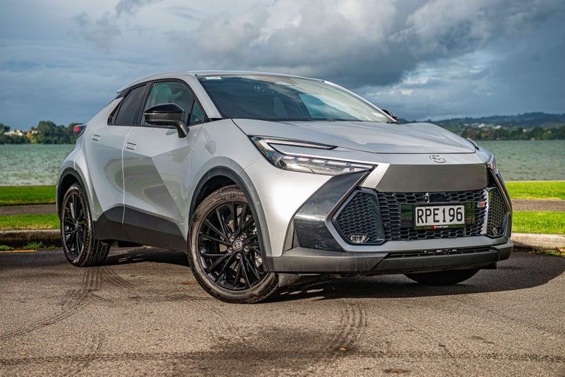2026 Toyota C-HR GR Sport 2.0P HEV