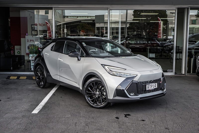 2026 Toyota C-HR GR Sport 2.0P HEV CVT AWD SUV/...