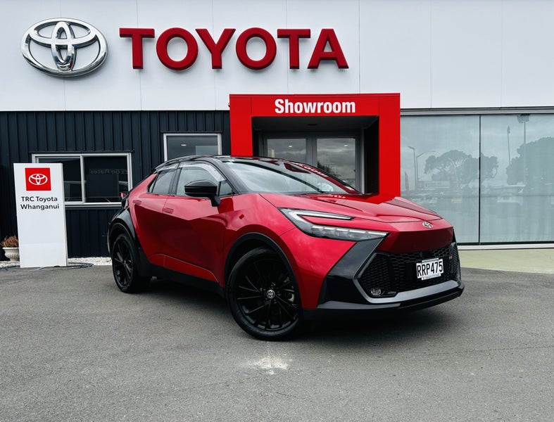 2026 Toyota C-HR GR Sport 2.0P Hybrid AWD Autom...